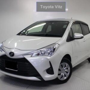 TOYOTA VITZ /PETROL HYBRID